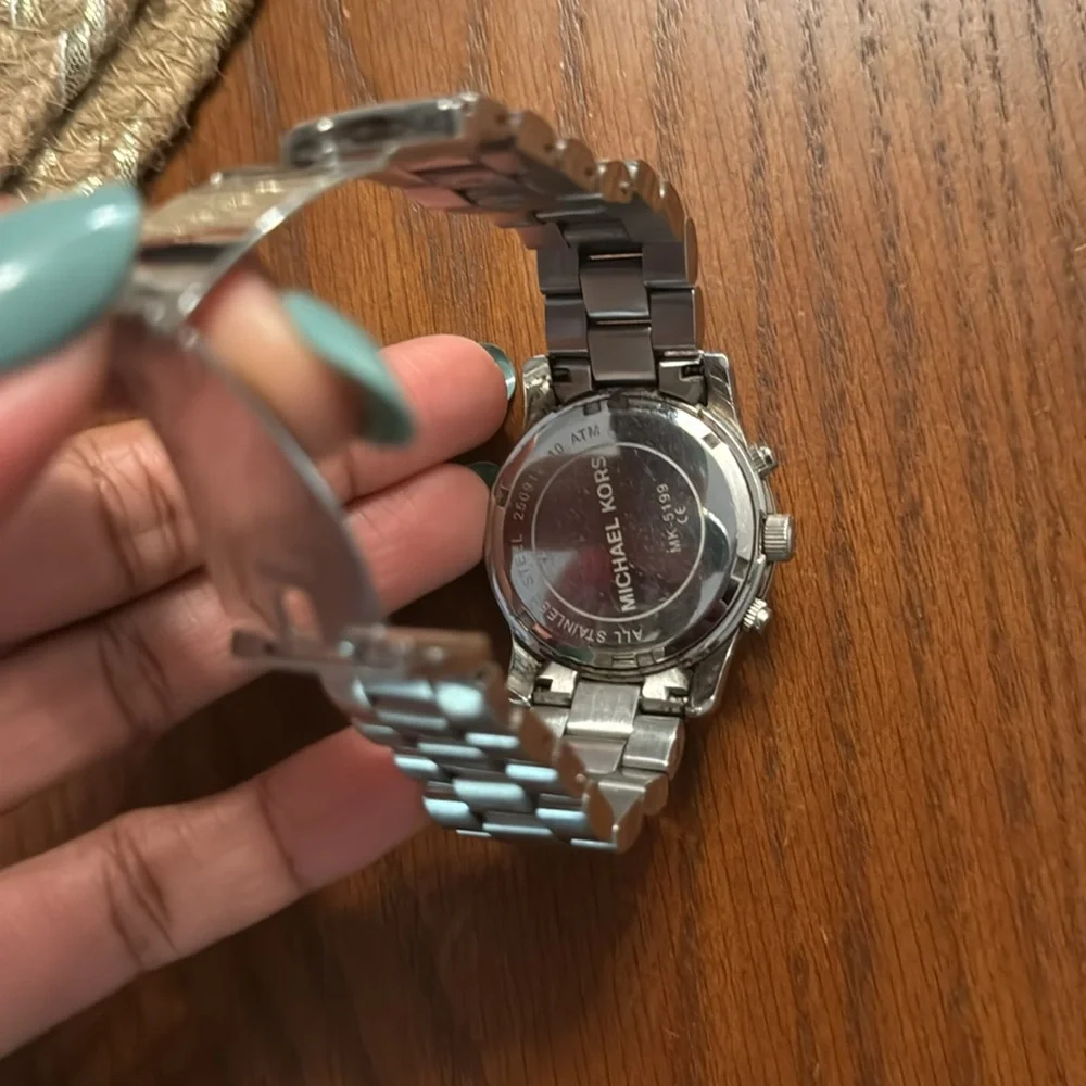 Silver Michael Kors Watch - Picture 3 of 4